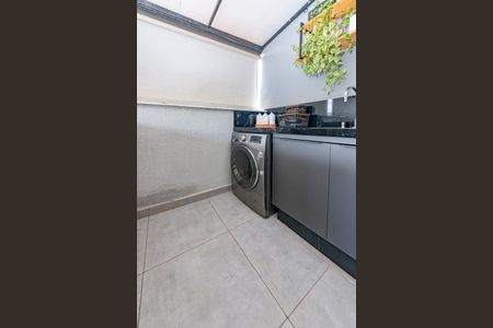 Apartamento à venda com 110m², 2 quartos e 2 vagas Apartamento à venda com 110m², 2 quartos e 2 vagasVaranda