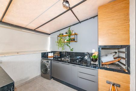 Apartamento à venda com 110m², 2 quartos e 2 vagas Apartamento à venda com 110m², 2 quartos e 2 vagasVaranda