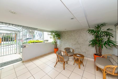 Apartamento à venda com 110m², 2 quartos e 2 vagas Apartamento à venda com 110m², 2 quartos e 2 vagasHall de entrada