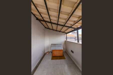 Apartamento à venda com 110m², 2 quartos e 2 vagas Apartamento à venda com 110m², 2 quartos e 2 vagasVaranda