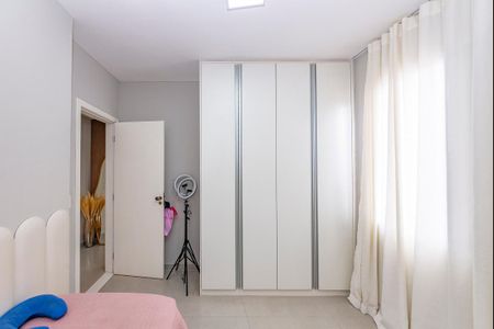 Apartamento à venda com 110m², 2 quartos e 2 vagas Apartamento à venda com 110m², 2 quartos e 2 vagasQuarto 2
