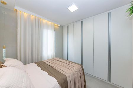 Suíte de apartamento à venda com 2 quartos, 110m² em Buritis, Belo Horizonte