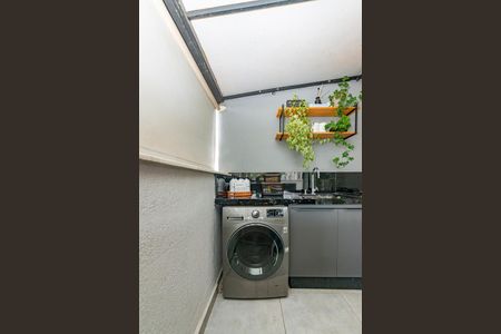 Apartamento à venda com 110m², 2 quartos e 2 vagas Apartamento à venda com 110m², 2 quartos e 2 vagasVaranda