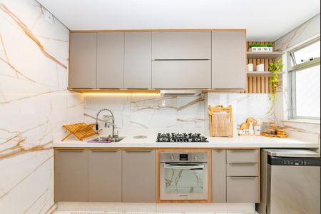 Apartamento à venda com 110m², 2 quartos e 2 vagas Apartamento à venda com 110m², 2 quartos e 2 vagasCozinha