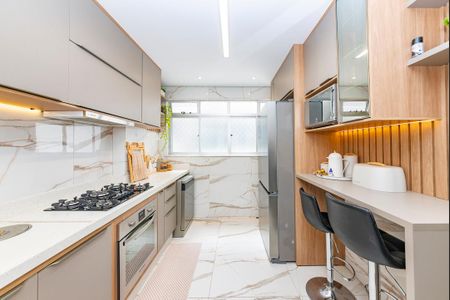 Apartamento à venda com 110m², 2 quartos e 2 vagas Apartamento à venda com 110m², 2 quartos e 2 vagasCozinha