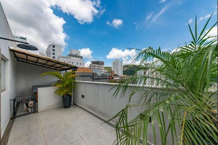 Apartamento à venda com 110m², 2 quartos e 2 vagas Apartamento à venda com 110m², 2 quartos e 2 vagasVaranda