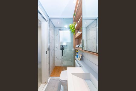 Apartamento à venda com 110m², 2 quartos e 2 vagas Apartamento à venda com 110m², 2 quartos e 2 vagasBanheiro da Suíte