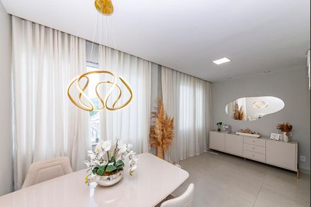 Sala 1 de apartamento à venda com 2 quartos, 110m² em Buritis, Belo Horizonte