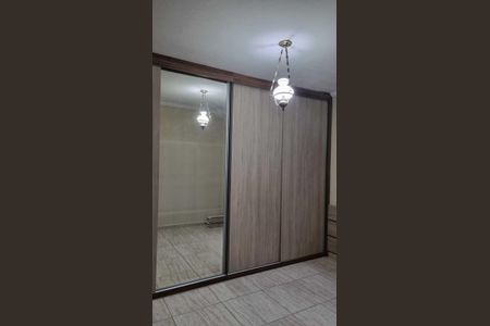 Casa para alugar com 4 quartos, 220m² em Jardim Maria Augusta, Taubaté