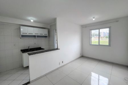 Sala de apartamento para alugar com 2 quartos, 45m² em Vila Caraguata, São Paulo