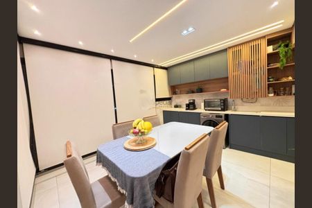 Apartamento à venda com 2 quartos, 65m² em Vila Zilda, São Paulo