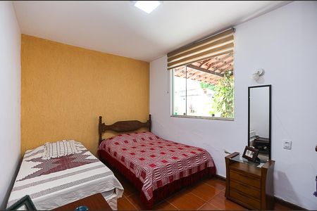 Casa à venda com 173m², 4 quartos e 2 vagas Casa à venda com 173m², 4 quartos e 2 vagasQuarto 2