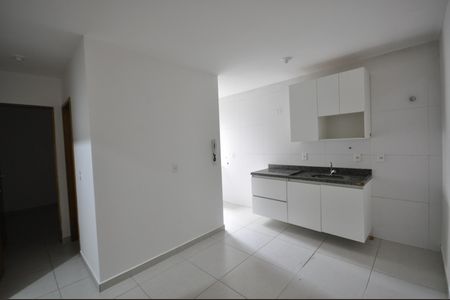 Sala/Cozinha de apartamento para alugar com 1 quarto, 35m² em Vila Constança, São Paulo