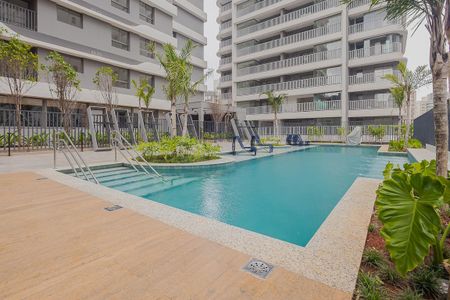 Studio à venda com 26m², 1 quarto e sem vaga Studio à venda com 26m², 1 quarto e sem vagaPiscina