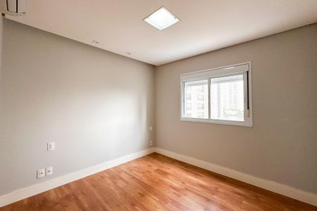 Apartamento à venda com 147m², 3 quartos e 2 vagasSuíte 1