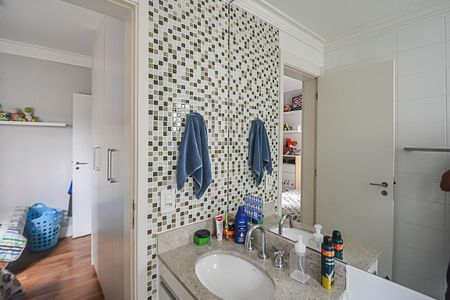 Apartamento à venda com 147m², 3 quartos e 2 vagasBanheiro da Suíte