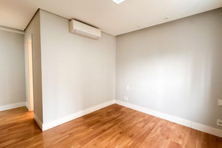Apartamento à venda com 147m², 3 quartos e 2 vagasSuíte 1