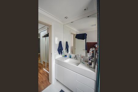 Apartamento à venda com 147m², 3 quartos e 2 vagasBanheiro da Suíte 3