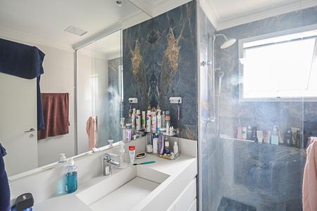 Apartamento à venda com 147m², 3 quartos e 2 vagasBanheiro da Suíte 3