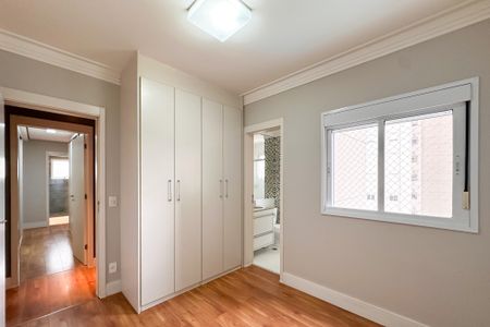 Apartamento à venda com 147m², 3 quartos e 2 vagasSuíte 2