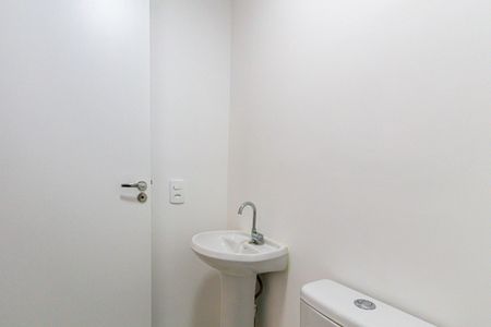 Apartamento para alugar com 40m², 2 quartos e sem vagaBanheiro
