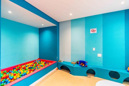 Apartamento para alugar com 40m², 2 quartos e sem vagaÁrea comum - Brinquedoteca