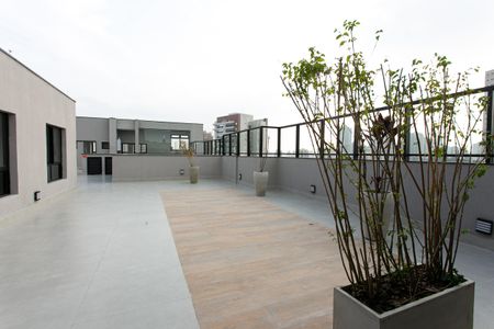 Apartamento para alugar com 34m², 1 quarto e 1 vagaÁrea comum