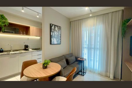 Sala de apartamento para alugar com 1 quarto, 37m² em Pinheiros, São Paulo