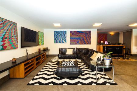 Casa à venda com 3 quartos, 650m² em Jardim Marajoara, São Paulo