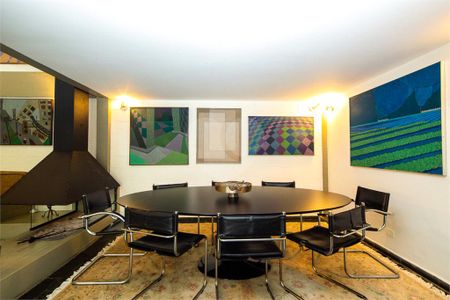 Casa à venda com 3 quartos, 650m² em Jardim Marajoara, São Paulo