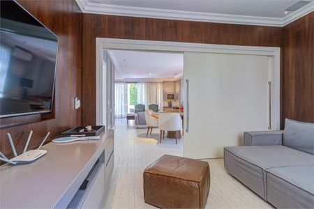 Casa à venda com 4 quartos, 783m² em Chácara Santo Antônio, São Paulo