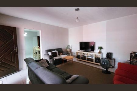 Casa para alugar com 2 quartos, 290m² em Vila Ercilia, Itaquaquecetuba