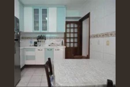 Casa à venda com 3 quartos, 200m² em Jardim Lar Sao Paulo, São Paulo