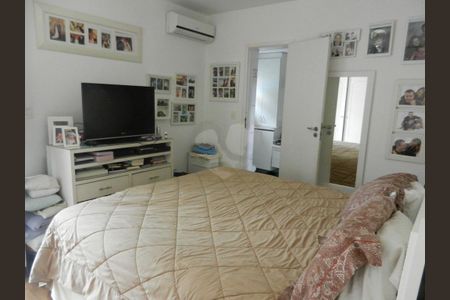 Casa à venda com 3 quartos, 240m² em Brooklin, São Paulo