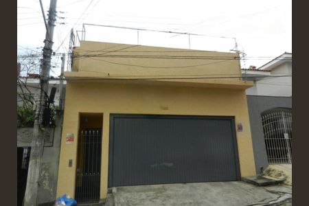 Casa à venda com 240m², 3 quartos e 2 vagas