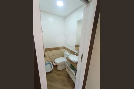 Casa à venda com 250m², 2 quartos e 3 vagas