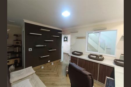 Casa à venda com 250m², 2 quartos e 3 vagas