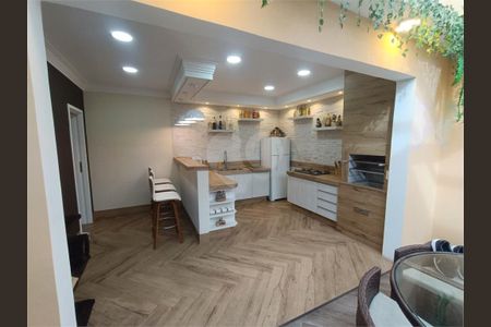 Casa à venda com 250m², 2 quartos e 3 vagas