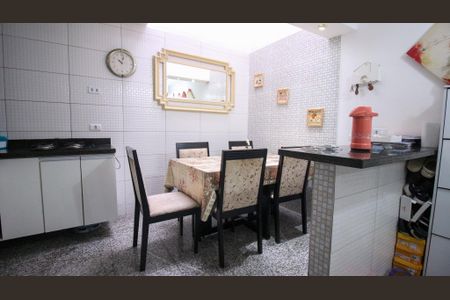 Casa para alugar com 148m², 1 quarto e 5 vagas