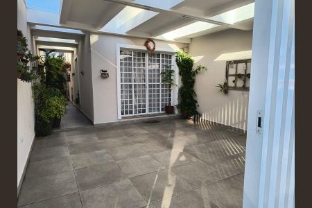 Casa à venda com 149m², 2 quartos e 2 vagasFoto 01