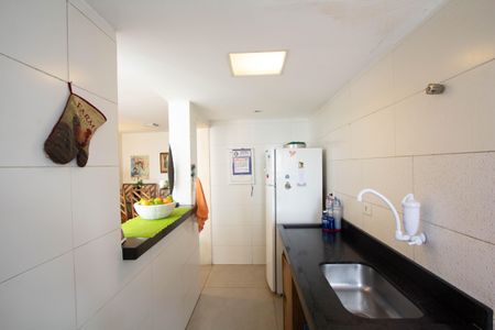 Apartamento à venda com 100m², 2 quartos e 1 vagaCozinha