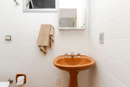 Apartamento para alugar com 56m², 2 quartos e 1 vaga Apartamento para alugar com 56m², 2 quartos e 1 vagaBanheiro