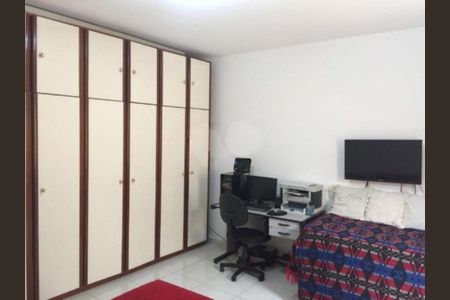 Casa à venda com 3 quartos, 130m² em Jardim Porteira Grande, São Paulo