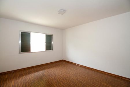 Casa para alugar com 600m², 4 quartos e 6 vagas Casa para alugar com 600m², 4 quartos e 6 vagasSuíte 4