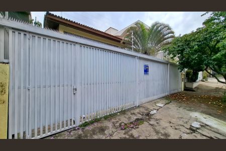 Casa para alugar com 600m², 4 quartos e 6 vagas Casa para alugar com 600m², 4 quartos e 6 vagasFachada da Casa