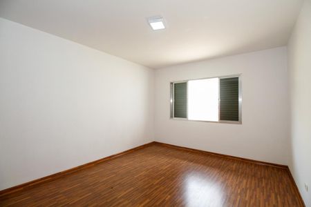 Casa para alugar com 600m², 4 quartos e 6 vagas Casa para alugar com 600m², 4 quartos e 6 vagasSuíte 3