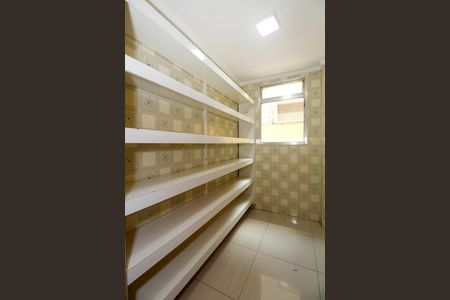 Casa para alugar com 600m², 4 quartos e 6 vagas Casa para alugar com 600m², 4 quartos e 6 vagasDespensa