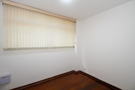 Casa para alugar com 600m², 4 quartos e 6 vagas Casa para alugar com 600m², 4 quartos e 6 vagasEscritório