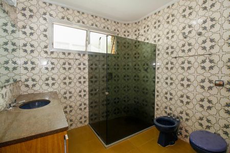 Casa para alugar com 600m², 4 quartos e 6 vagas Casa para alugar com 600m², 4 quartos e 6 vagasBanheiro da Suíte 3