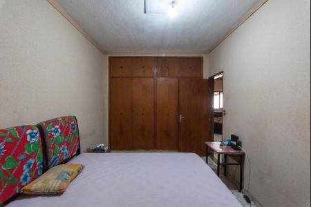 Casa à venda com 230m², 4 quartos e 3 vagasQuarto 2